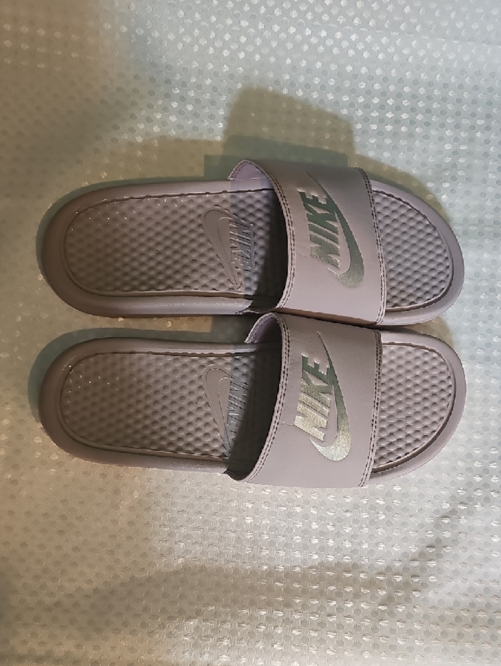Nike Pink Slide Sandals with Subtle Beige Footbed - Picture 4 of 7